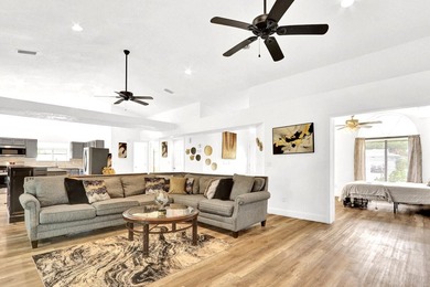 2026 Roof! This beautiful 3 bedroom, split-floor-plan home is a - photo 9