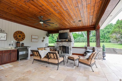 Private 9-acre estate in Western Kentucky offering luxury living - photo 10