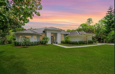 Experience the perfect blend of luxury, privacy, and modern - photo 1