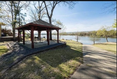 Build your dream home on this beautiful level lot in subdivision - photo 13