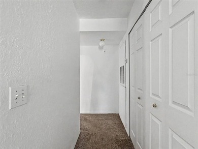Charming 1-bedroom, 1-bath condo offering 861 Sq.ft of - photo 13