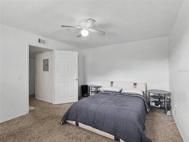 Charming 1-bedroom, 1-bath condo offering 861 Sq.ft of - photo 15