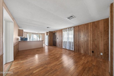 Discover comfortable living in a peaceful cul de sac with this - photo 28