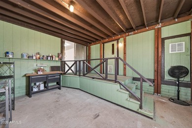 Discover comfortable living in a peaceful cul de sac with this - photo 35