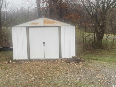 Check out this affordable home. Hardly lived in over the years - photo 4