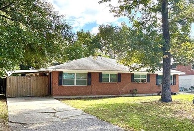 Lake Pontchartrain Home For Sale in Slidell Louisiana