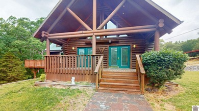 Charming 2 bedroom, 2 bath log cabin in the county near - photo 2