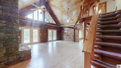 Charming 2 bedroom, 2 bath log cabin in the county near - photo 6