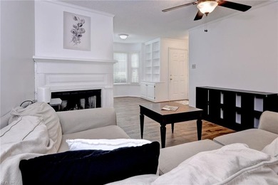 Welcome to 101 Windsor Lane Unit C- move-in ready and perfectly - photo 3