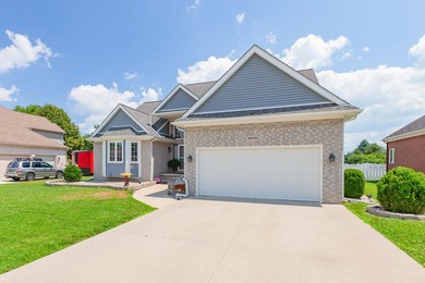 Welcome to this beautiful 4-bedroom, 3.5-bathroom home. Offering - photo 5