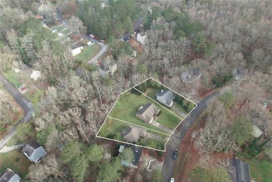 Priced to sell with a motivated seller! Don't miss this rare - photo 7