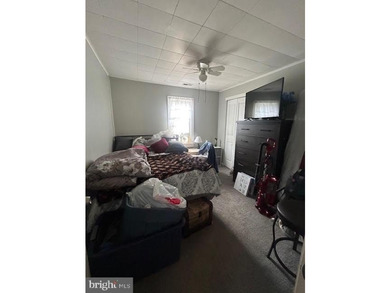 3 Bedroom 1 bath ranch home features a spacious living room - photo 17