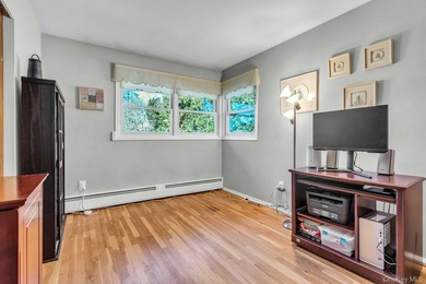 Roxbury Ranch offers Living Room with wood burning Fireplace - photo 23