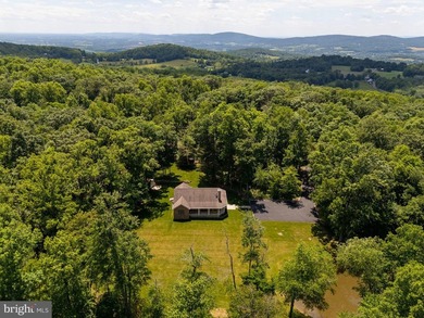 Welcome to your private retreat in Frederick County. Set on 27 - photo 25
