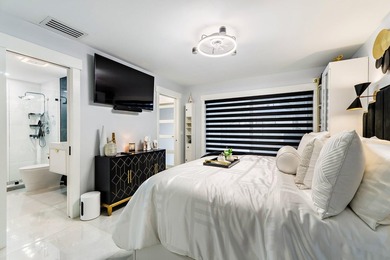 One-story townhouse in Indian Creek, a quiet pet-friendly - photo 5