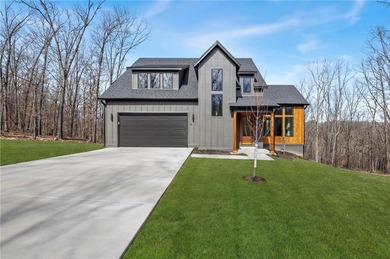 Lake Loch Lomond Home For Sale in Bella Vista Arkansas