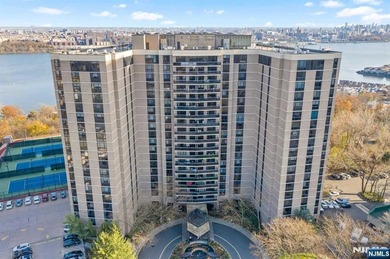 Hudson River Home For Sale in Fort Lee New Jersey