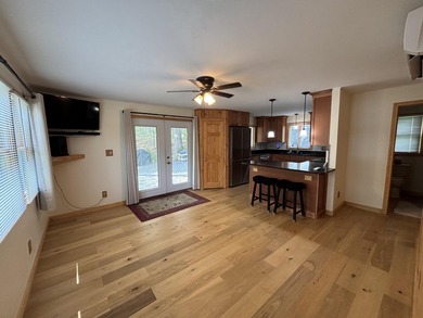Welcome to this stunning, fully renovated home, meticulously - photo 14