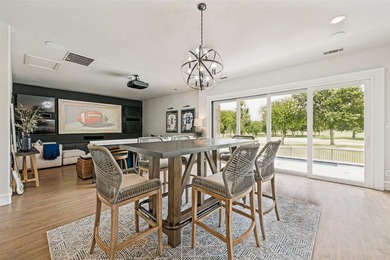 Experience refined luxury living in this exquisite 4-bedroom, 3 - photo 15