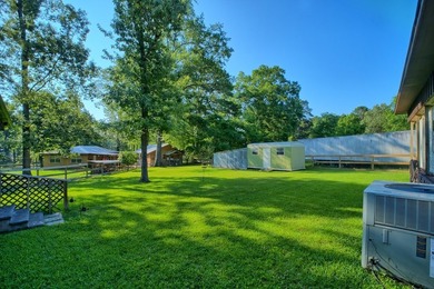 Affordable Lake Area Living with Room to Roam! This affordable 3 - photo 16