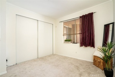 Downtown Vibe mixed with with private, peaceful secluson. 640 W - photo 17