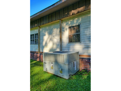 Affordable Lake Area Living with Room to Roam! This affordable 3 - photo 17