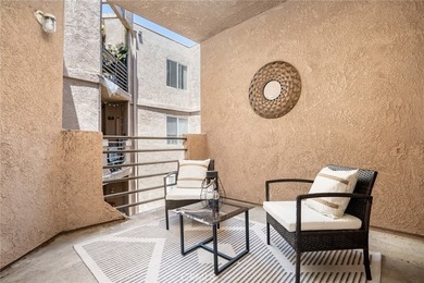 Downtown Vibe mixed with with private, peaceful secluson. 640 W - photo 19