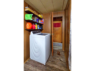 Affordable Lake Area Living with Room to Roam! This affordable 3 - photo 26