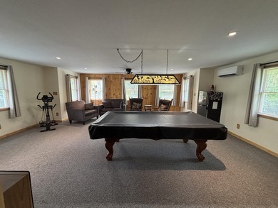 Welcome to this stunning, fully renovated home, meticulously - photo 31