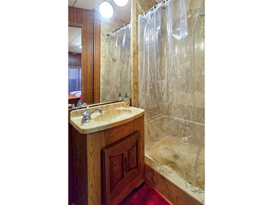 Affordable Lake Area Living with Room to Roam! This affordable 3 - photo 36