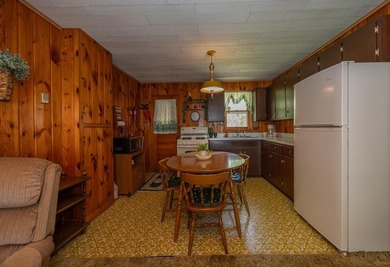 Here's your opportunity to enjoy 100' of shoreline on Woman Lake - photo 14