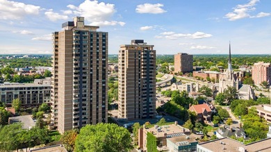 Move right into this bright and modern 1 bedroom at Summit - photo 24