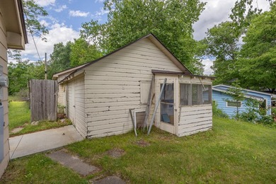 Here's your opportunity to enjoy 100' of shoreline on Woman Lake - photo 25