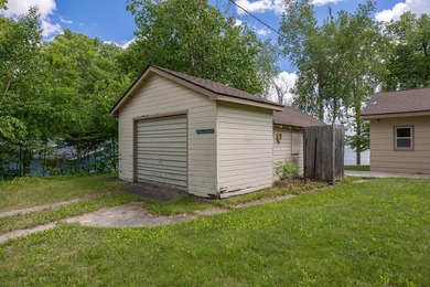 Here's your opportunity to enjoy 100' of shoreline on Woman Lake - photo 27