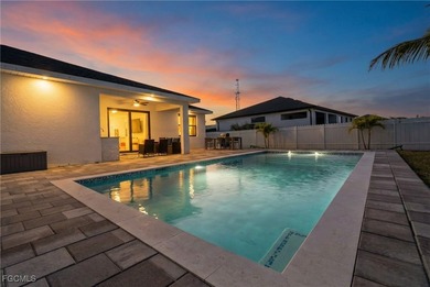 Welcome to this STUNNING, FURNISHED - TURNKEY home built in 2023 - photo 37