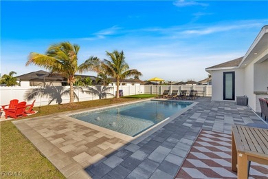 Welcome to this STUNNING, FURNISHED - TURNKEY home built in 2023 - photo 41