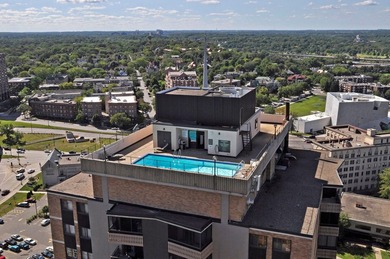 Move right into this bright and modern 1 bedroom at Summit - photo 48