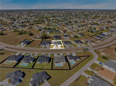 Welcome to this STUNNING, FURNISHED - TURNKEY home built in 2023 - photo 49