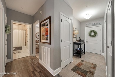 Welcome to easy lakefront living in the highly sought-after - photo 5
