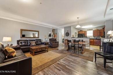 Welcome to easy lakefront living in the highly sought-after - photo 7