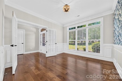 Price improvement on this gorgeous home!! Welcome to 103 Webbed - photo 12