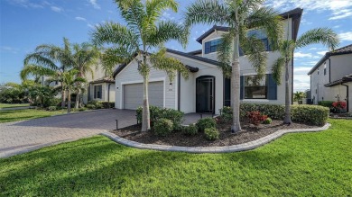 Lake Home For Sale in Bradenton, Florida