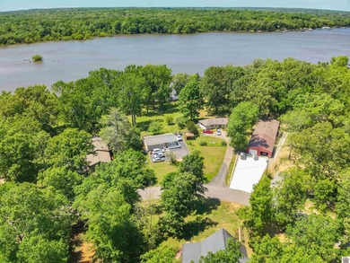 Year-round water views from every level of this 3 bedroom, 3 - photo 7