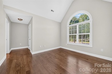 Price improvement on this gorgeous home!! Welcome to 103 Webbed - photo 29
