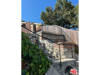 One of the best lots on Erskine. Mostly flat with a finished - photo 4