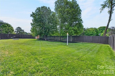 Price improvement on this gorgeous home!! Welcome to 103 Webbed - photo 44