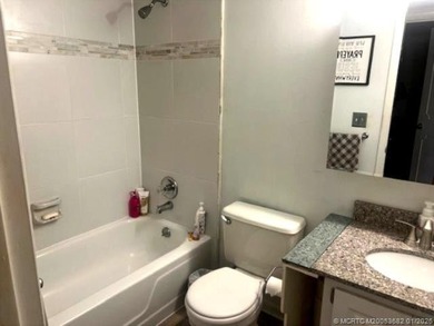 This charming 2 BR/2 Bath retreat is perfect for your seasonal - photo 12