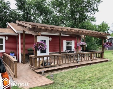 Welcome to 1410 E Ridge Dr at Holiday Lake-an inviting retreat - photo 3