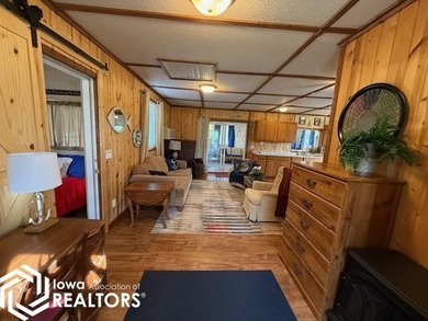 Welcome to 1410 E Ridge Dr at Holiday Lake-an inviting retreat - photo 4