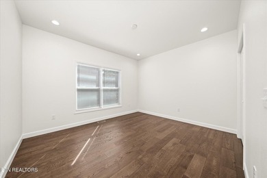 NEW CONSTRUCTION with stainless appliances in Lake Tansi Village - photo 16